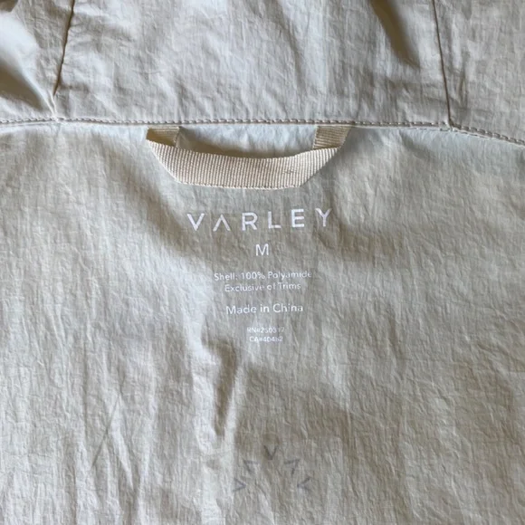 Varley Blake Windbreaker Size Medium in Sage Fog NWOT - Picture 6 of 11